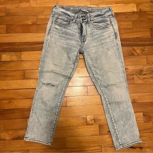 American Eagle straight leg crop jeans